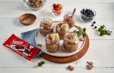 Mousse de banana con chocolate con Nestlé Leche Condensada y chocolate Mousse de banana con chocolate con Nestlé Leche Condensada y chocolate