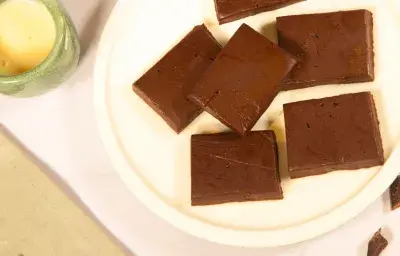 Bocaditos de chocolate y leche condensada Bocaditos de chocolate y leche condensada