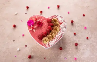 VALENTINE'S BOWL preparada con Alimento a Base de Avena CARNATION® CLAVEL® VALENTINE'S BOWL preparada con Alimento a Base de Avena CARNATION® CLAVEL®